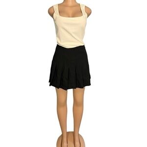 Head Sportswear Vintage Black Pleated Mini Skirt